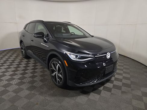 Used 2023 Volkswagen ID.4 Pro S image 2