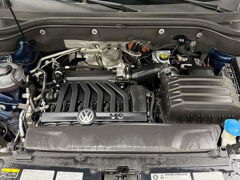 Used 2018 Volkswagen Atlas SEL Premium AWD/4WD image 32
