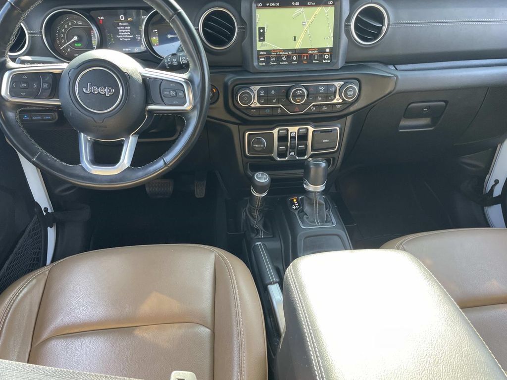Used 2021 Jeep Wrangler Unlimited Sahara w/ Cold Weather Group AWD/4WD image 9