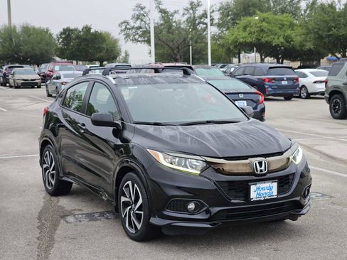 Used 2019 Honda HR-V Sport image 3
