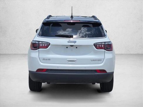 Used 2025 Jeep Compass Limited AWD/4WD image 7