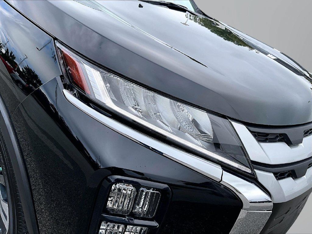 Used 2024 Mitsubishi Outlander Sport AWD image 27