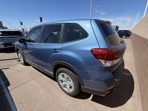 Used 2019 Subaru Forester AWD/4WD image 6
