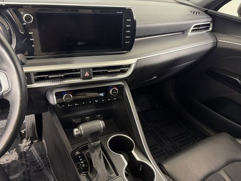 Used 2023 Kia K5 GT-Line image 4