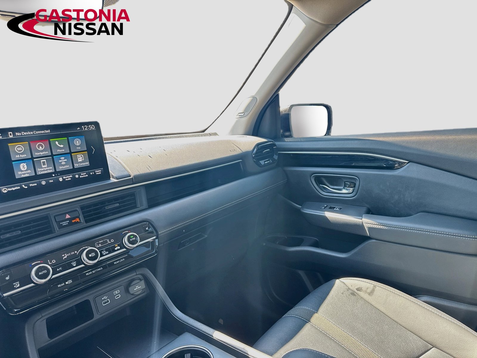 Used 2024 Honda Pilot Touring image 31