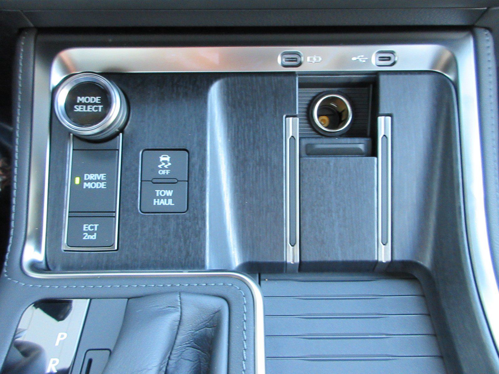 Used 2026 Lexus GX 550 w/ Cold Area Package AWD/4WD image 50