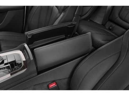 Used 2020 BMW X6 M50i w/ Executive Package image 21