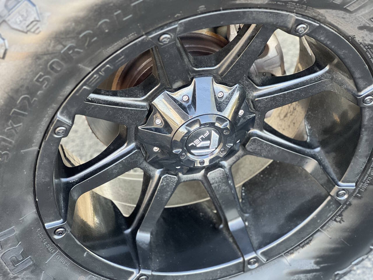 Used 2017 RAM 1500 Express RWD image 24