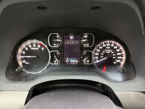 Used 2019 Toyota Tundra SR5 w/ TRD Off Road Package AWD/4WD image 7