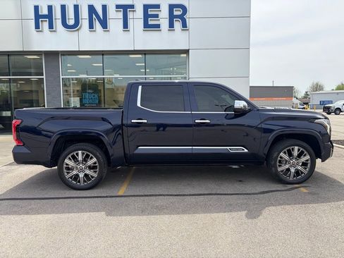Used 2024 Toyota Tundra Capstone AWD/4WD image 38