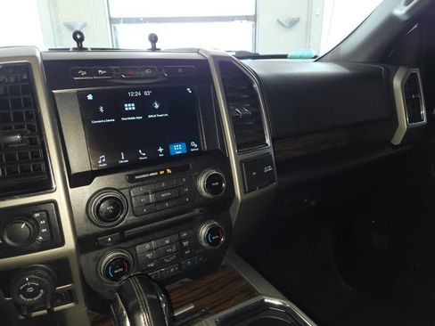 Used 2018 Ford F150 Lariat w/ Equipment Group 502A Luxury AWD/4WD image 36