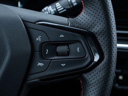 New 2026 Chevrolet Trax RS image 19