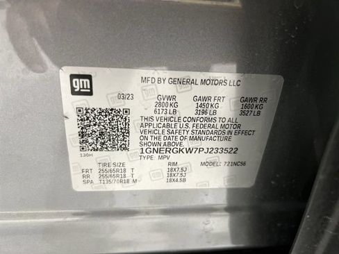 Used 2023 Chevrolet Traverse LT FWD image 28