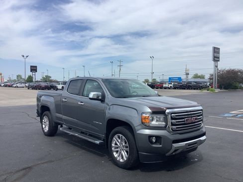 Used 2018 GMC Canyon SLT w/ Driver Alert Package AWD/4WD image 4