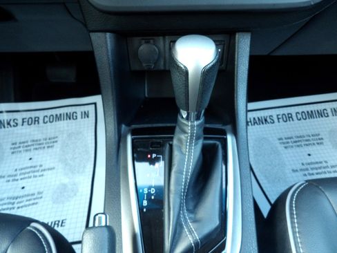 Used 2014 Toyota Corolla LE Premium image 26