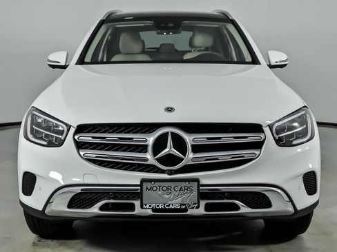 Used 2022 Mercedes-Benz GLC 300 4MATIC image 5