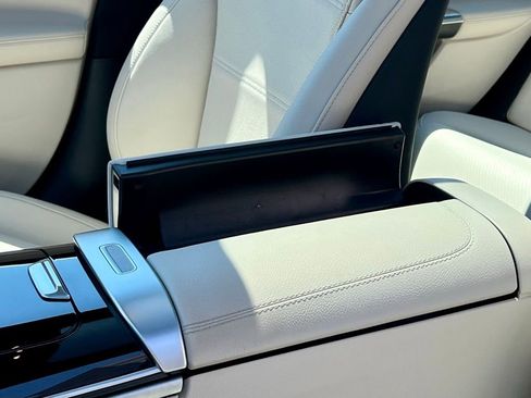 Certified 2024 Mercedes-Benz C 300 4MATIC Sedan image 27