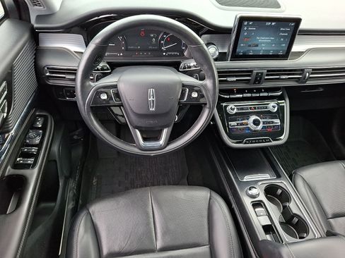 Certified 2022 Lincoln Corsair AWD w/ Premium Package image 12