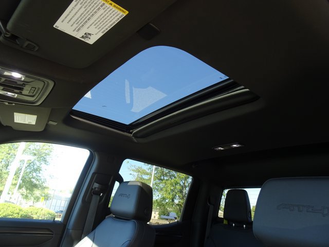 Used 2023 GMC Sierra 1500 AT4 w/ AT4 Premium Package AWD/4WD image 13