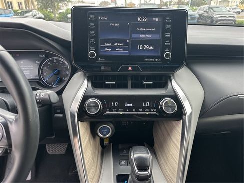 Used 2021 Toyota Venza XLE w/ Softex Package image 24