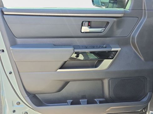 Used 2023 Toyota Sequoia Limited w/ TRD Off-Road Package AWD/4WD image 32