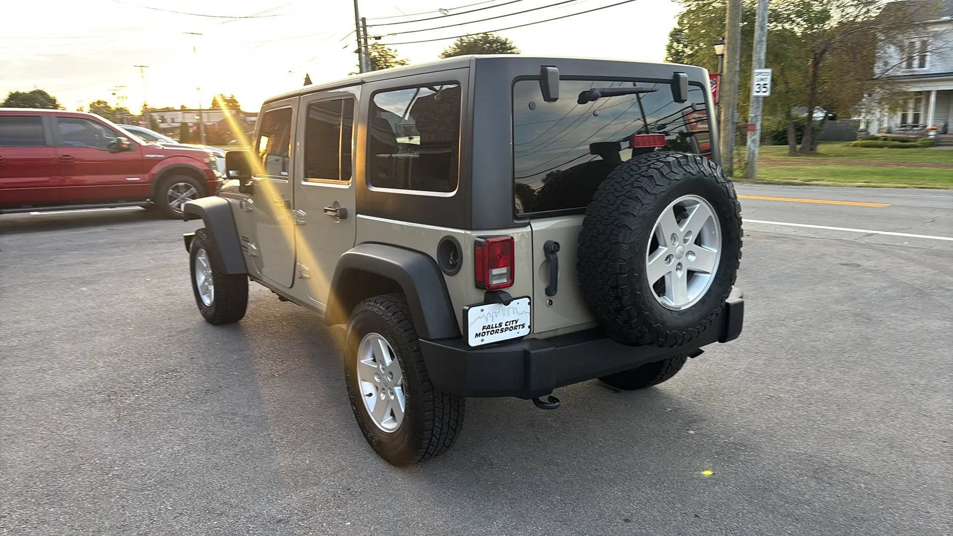 Used 2017 Jeep Wrangler Unlimited Sport w/ Quick Order Package 24S AWD/4WD image 10