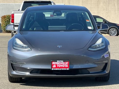 Used 2018 Tesla Model 3 AWD/4WD image 10