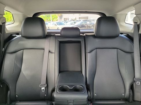 Used 2024 Kia Sportage EX FWD image 25