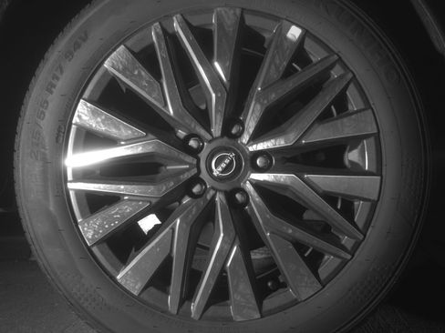 Used 2025 Nissan Altima 2.5 SV FWD image 15