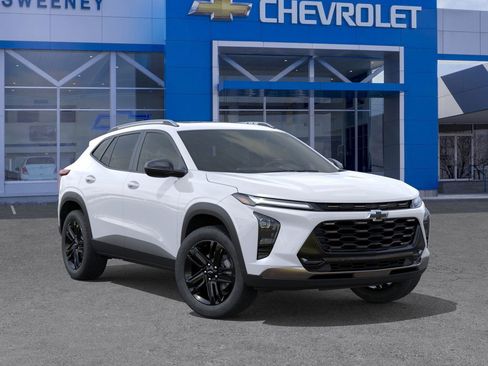 New 2026 Chevrolet Trax ACTIV w/ Sunroof Package image 7