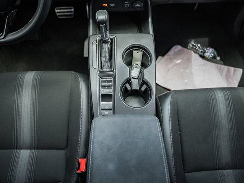 Used 2023 Honda Civic Sport image 23