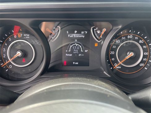 New 2025 Jeep Gladiator Sport image 17