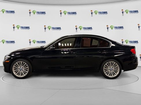 Used 2013 BMW 328i xDrive Sedan AWD/4WD image 2