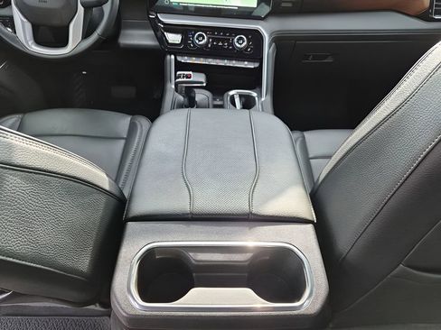 Used 2023 GMC Sierra 1500 Denali w/ Denali Reserve Package image 22