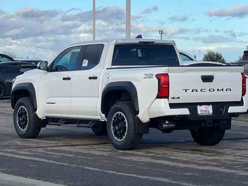 New 2026 Toyota Tacoma TRD Off-Road image 6