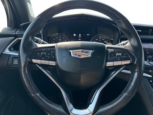 Certified 2024 Cadillac XT6 Premium Luxury w/ Technology Package FWD image 21