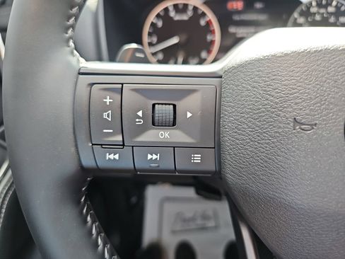 Used 2026 Nissan Rogue SV AWD/4WD image 19