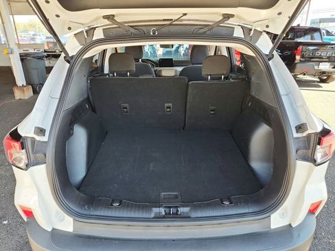 Used 2022 Ford Escape SE image 20