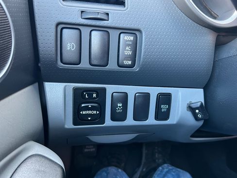 Used 2015 Toyota Tacoma 4x4 Double Cab w/ TRD Sport Package image 26