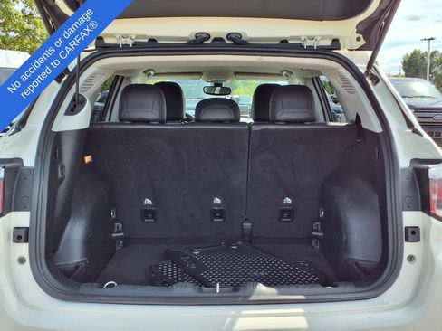 Used 2018 Jeep Compass Latitude w/ Popular Equipment Group AWD/4WD image 11