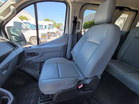 Used 2016 Ford Transit 150 XL RWD image 12