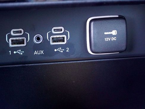 New 2025 Jeep Grand Cherokee L Limited image 11