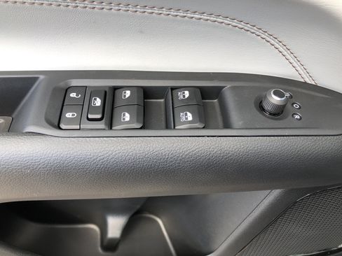 New 2026 Jeep Compass Limited AWD/4WD image 12