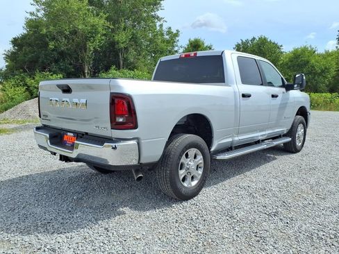Used 2026 RAM 2500 Big Horn AWD/4WD image 7