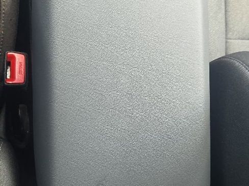 Used 2025 Kia K4 FWD image 29
