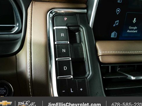 Certified 2023 Chevrolet Tahoe High Country AWD/4WD image 17