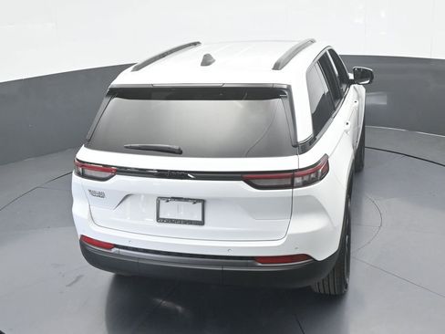 New 2026 Jeep Grand Cherokee Altitude RWD image 46