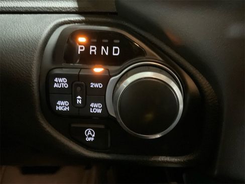 Certified 2023 RAM 1500 Big Horn image 30