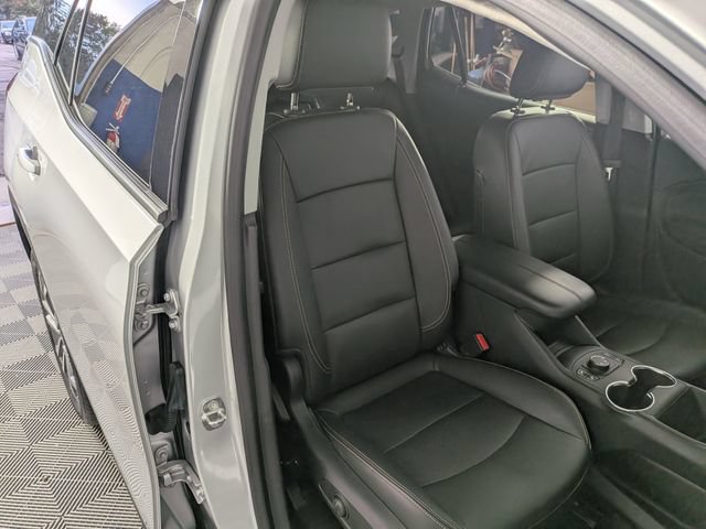 Used 2019 GMC Terrain SLT w/ Preferred Package AWD/4WD image 32