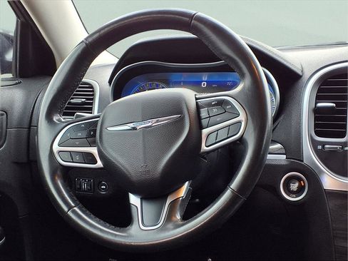 Used 2021 Chrysler 300 Touring w/ Sport Appearance Package image 16